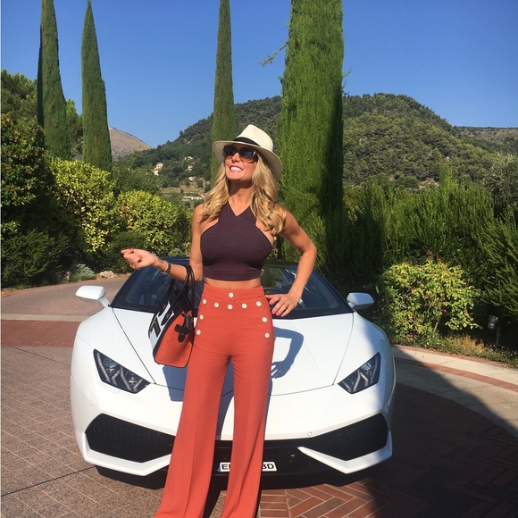 Meet your Posher, Courtney - Picture 6 of 6